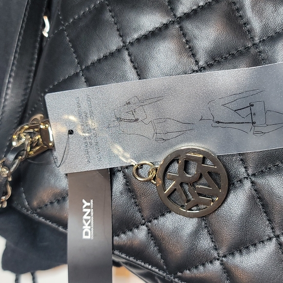 DKNY Nappa leather quilted bag - Picture 4 of 4